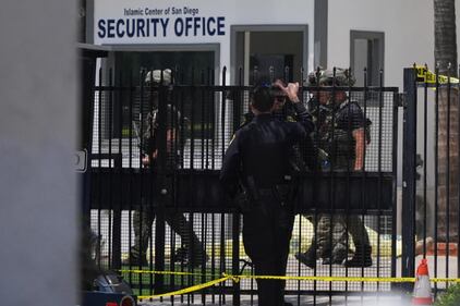 Sparatoria in un centro islamico a San Diego: FOTO 5