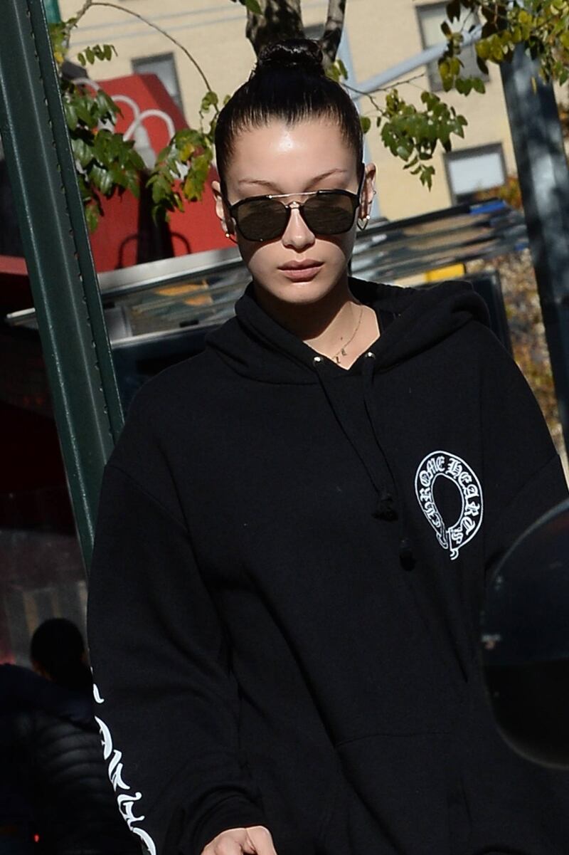 Bella Hadid, le foto più sexy 15