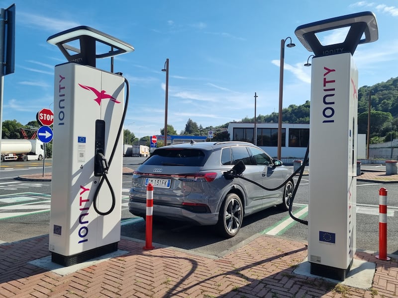 Foto Audi Plug e charge 