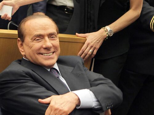 Il Cav: è l'ora del repulisti. E spunta l'ipotesi primarie per i candidati onorevoli
