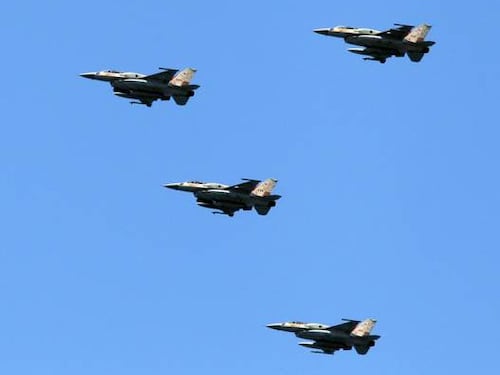 Aviano, disperso un caccia F-16 Usa. Trovate tracce nell'Adriatico