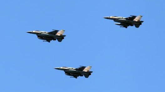Aviano, disperso un caccia F-16 Usa. Trovate tracce nell'Adriatico
