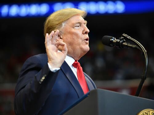 L'assalto finale a Donald Trump. La Camera vota l'impeachment