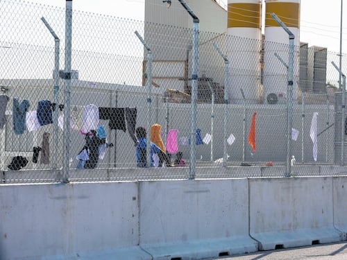 Con il bel tempo riprendono le partenze. La "Open Arms" ora punta verso Genova