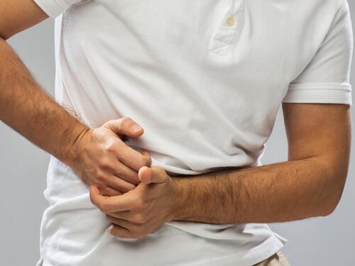 Pancreatite acuta, cos'è e quali sono i sintomi?