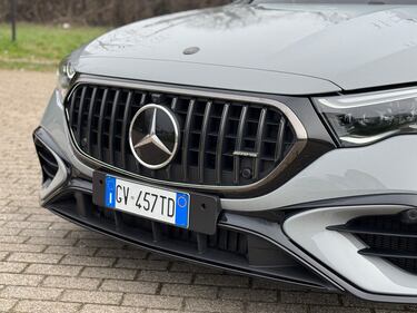 Mercedes Classe E 53 AMG Hybrid: la gallery della super berlina da 612 CV 5