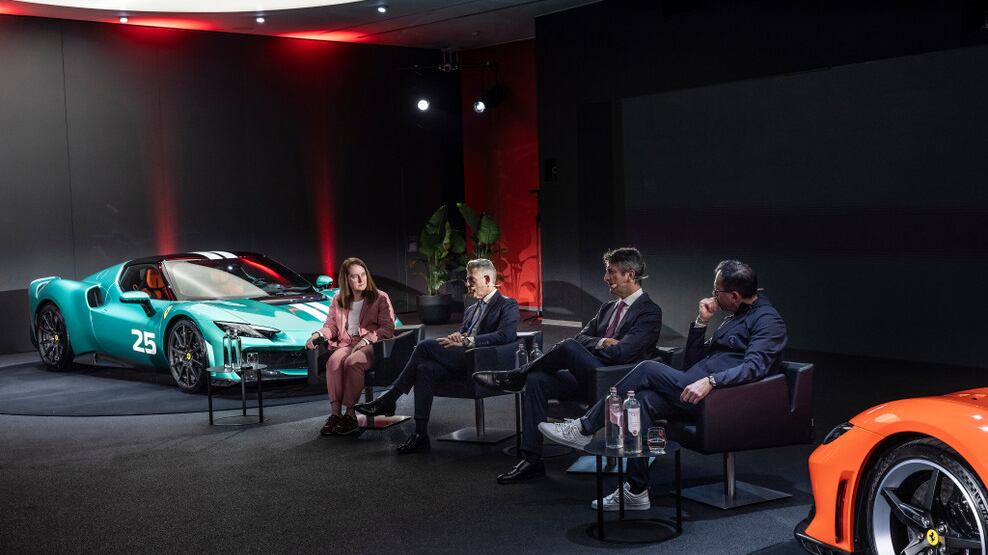 Come nasce una Ferrari: dal foglio bianco alla strada