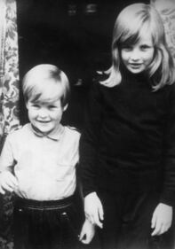 Lady Diana, le foto della principessa triste 3