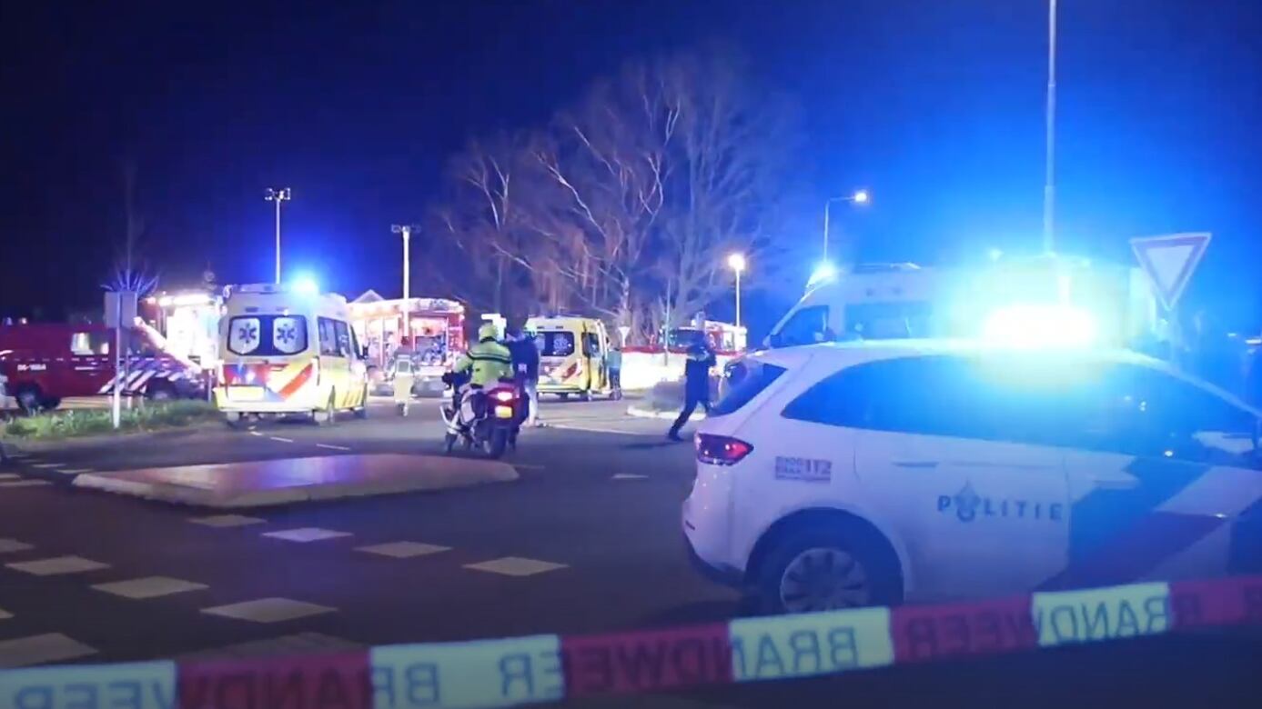 Auto sulla folla di una parata natalizia in Olanda, diversi feriti