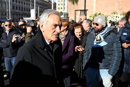 I funerali di Sinisa Mihajlovic a Roma: le foto 22