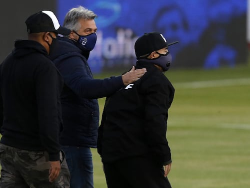 Maradona ricoverato: "Ma non per coronavirus"