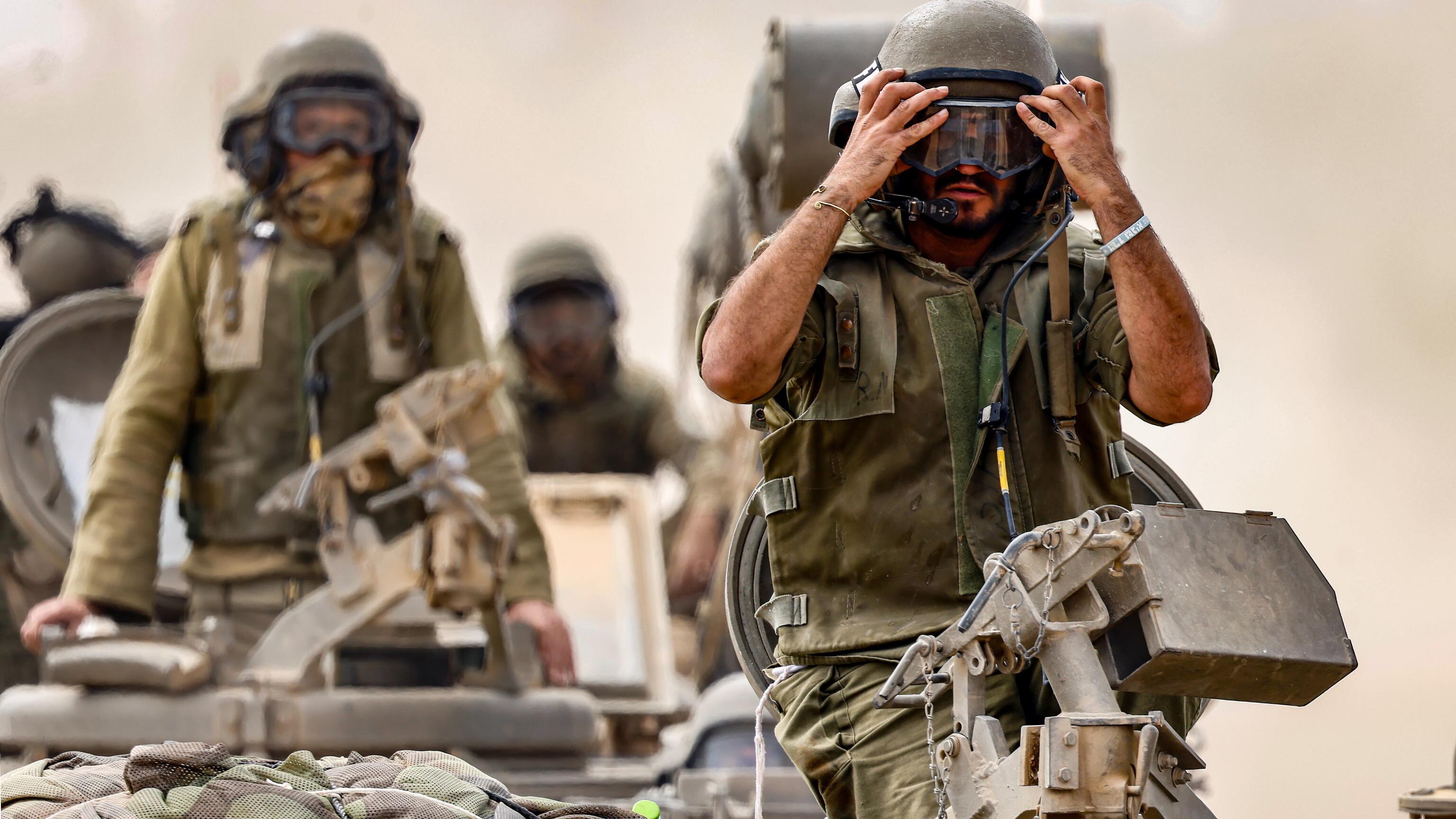 Tra i soldati ventenni dopo giorni di lotta "Combattiamo anche per i civili palestinesi. Mai più terrorismo"