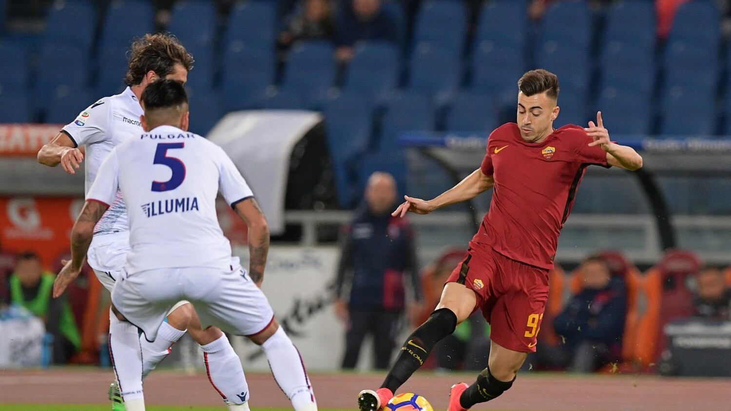 La Roma batte di misura il Bologna: 1-0 e meno uno dalla Lazio