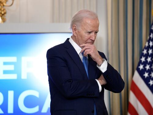 Tumore alla prostata per Joe Biden: "Ci sono metastasi ossee"