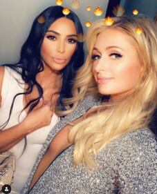 Paris Hilton sexy con Kim Kardashian per il compleanno 1