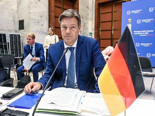La rivolta dei contadini paralizza la Germania