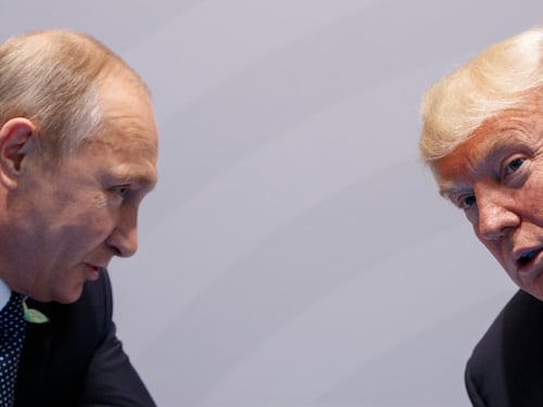 Putin-Trump, un'ora e mezza di colloquio telefonico: cosa si sono detti