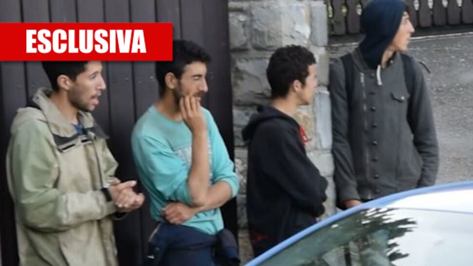 Gli uffici sloveni chiudono alle 16. E i migranti restano in Italia