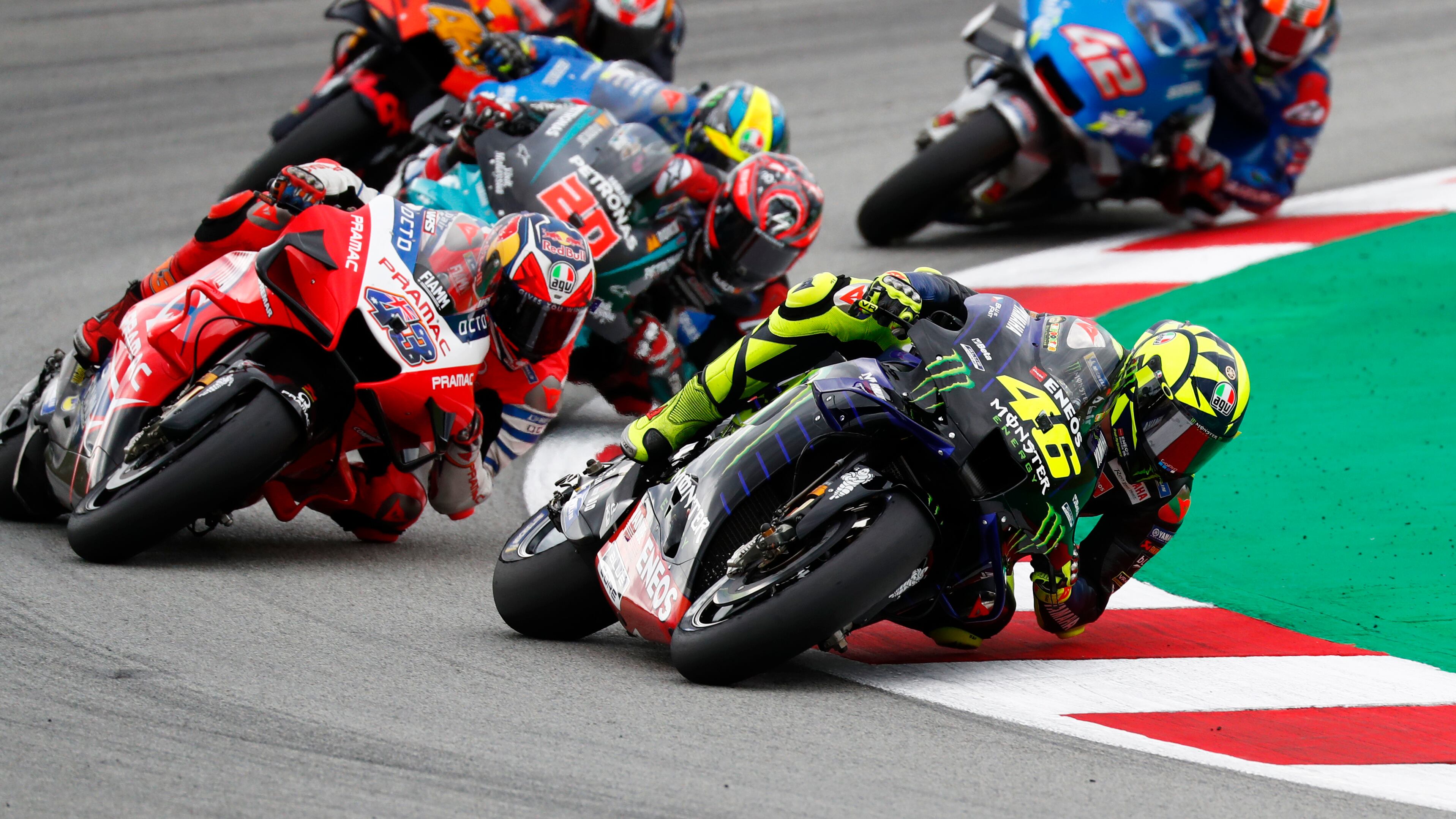 Dovi & Rossi a terra, Morbido si difende