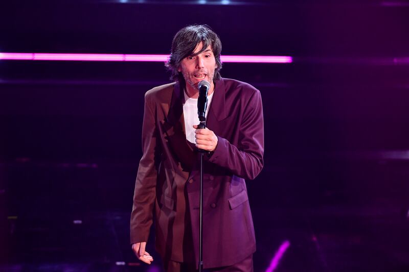 Bugo torna a Sanremo ma non c'è l'asta 3