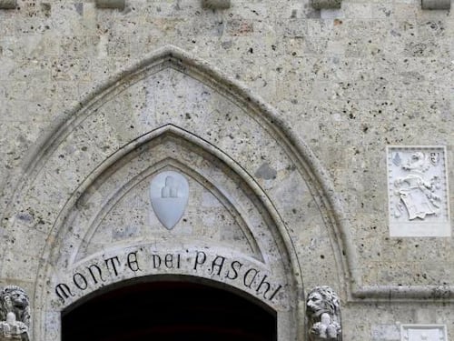 Mps, gli investitori aspettano l'esito del referendum costituzione