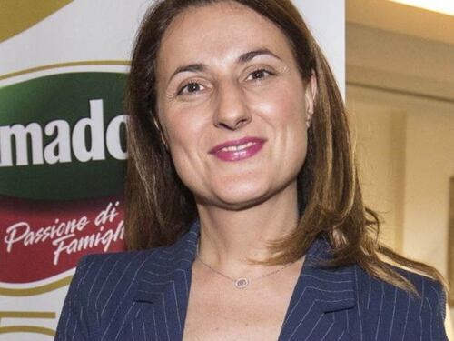 In tribunale la causa di Francesca Amadori contro l’azienda. "Donne discriminate"