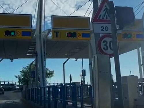 Cartelli e corsie dedicate, il telepedaggio e il significato della lettera "T"