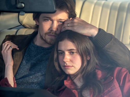 Amicizia e relazioni: arriva la serie tv di "Conversations with friends" dal romanzo di Sally Rooney