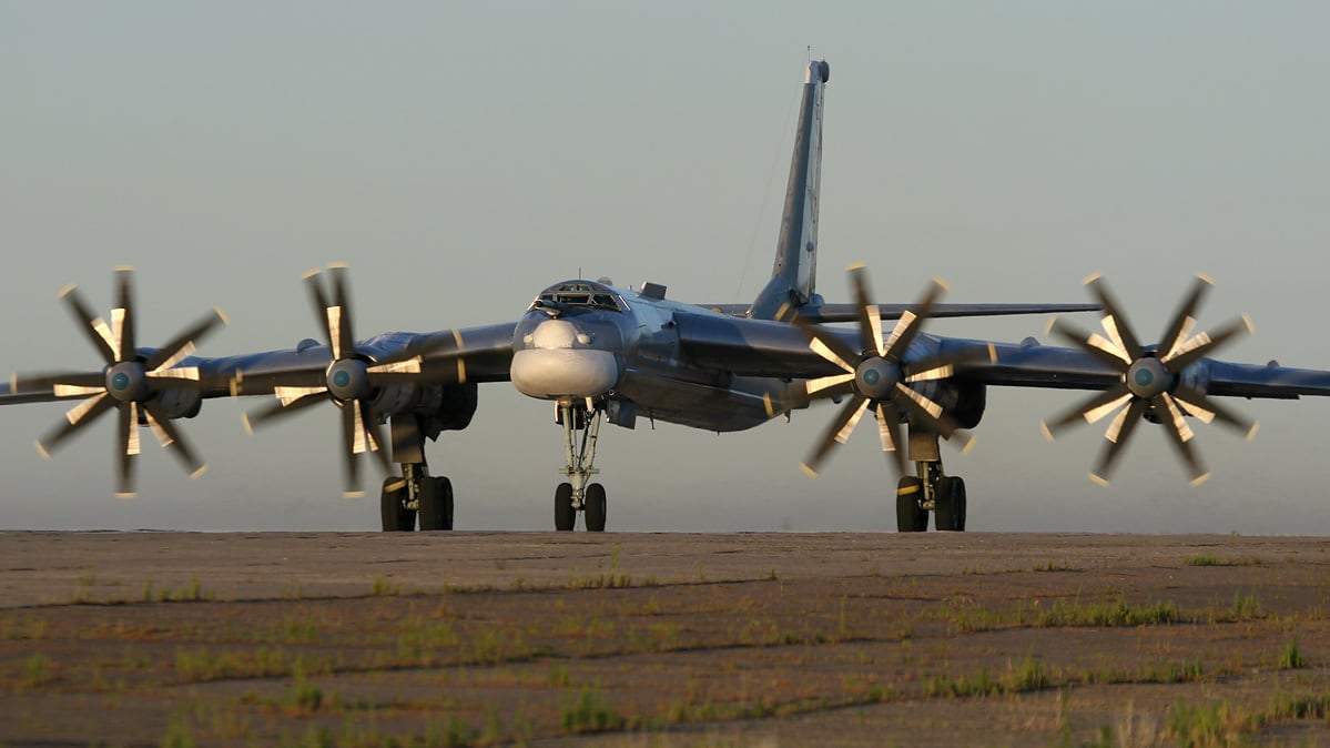 Putin muove i bombardieri nucleari: scramble con i jet giapponesi. Cosa succede in Asia
