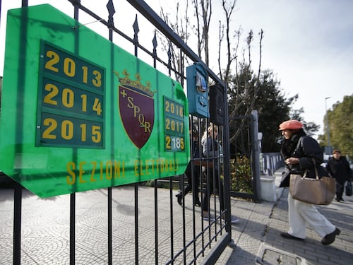 Ostia, viaggio tra i delusi del Pd che votano M5S