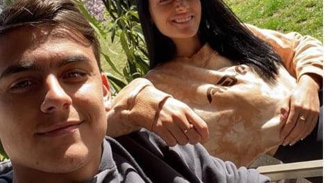 Dybala, la fidanzata Oriana racconta: "I polmoni non funzionavano bene..."