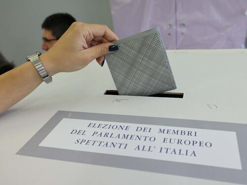 Un voto per rialzare la testa