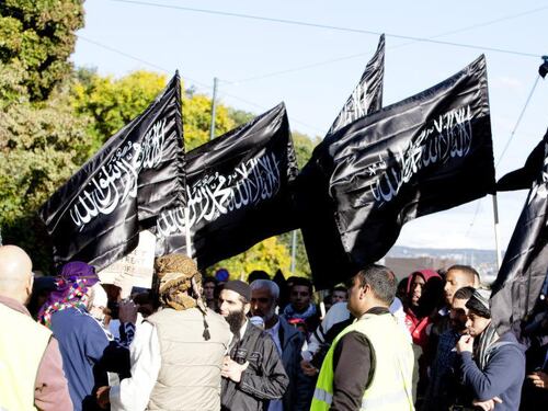 Norvegia, contro le ronde anti-immigrati arrivano i "soldati di Allah"