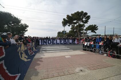 L'ultimo saluto a Gigi Riva: le immagini dei funerali solenni della leggenda del Cagliari e del calcio italiano 5