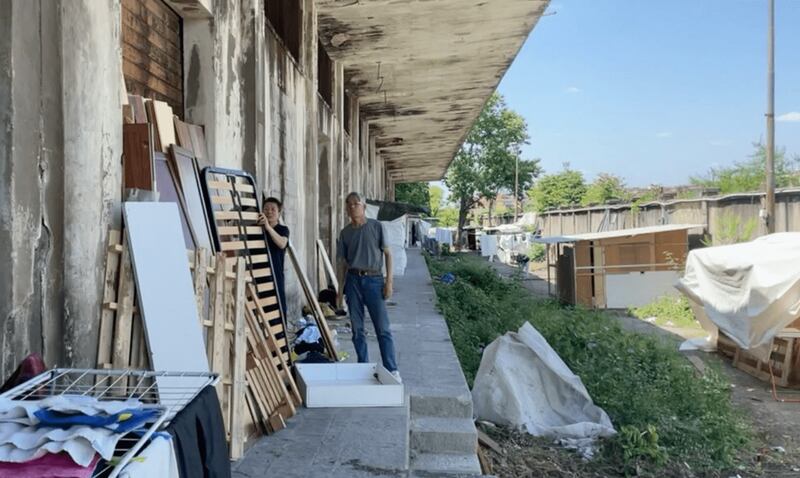 Baraccopoli Milano - Scalo Farini 7