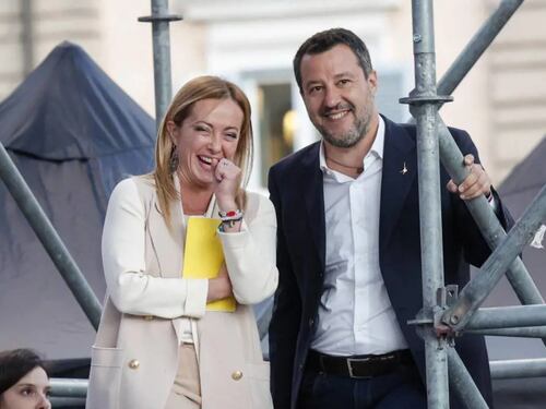 "Umilia i lavoratori". "Salvini ignorante". La sinistra in tilt sullo sciopero