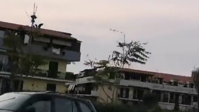 Automobile contromano sull’asse mediano di Giugliano-Melito