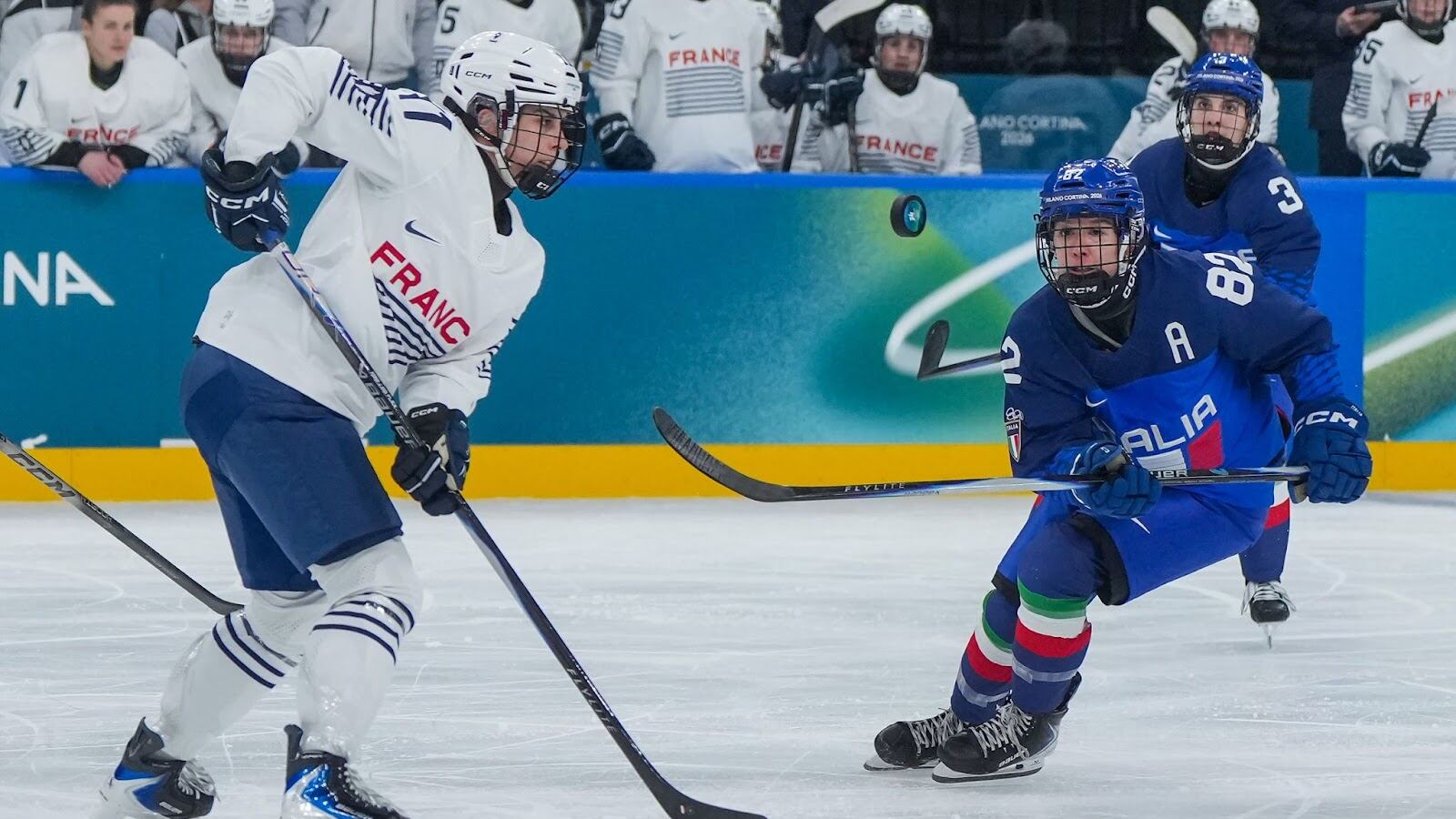 Milano-Cortina, prima storica vittoria dell’Italia femminile di hockey: battuta 4-1 la Francia