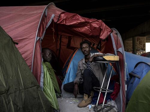 Ora Parigi sta diventando la nuova Calais