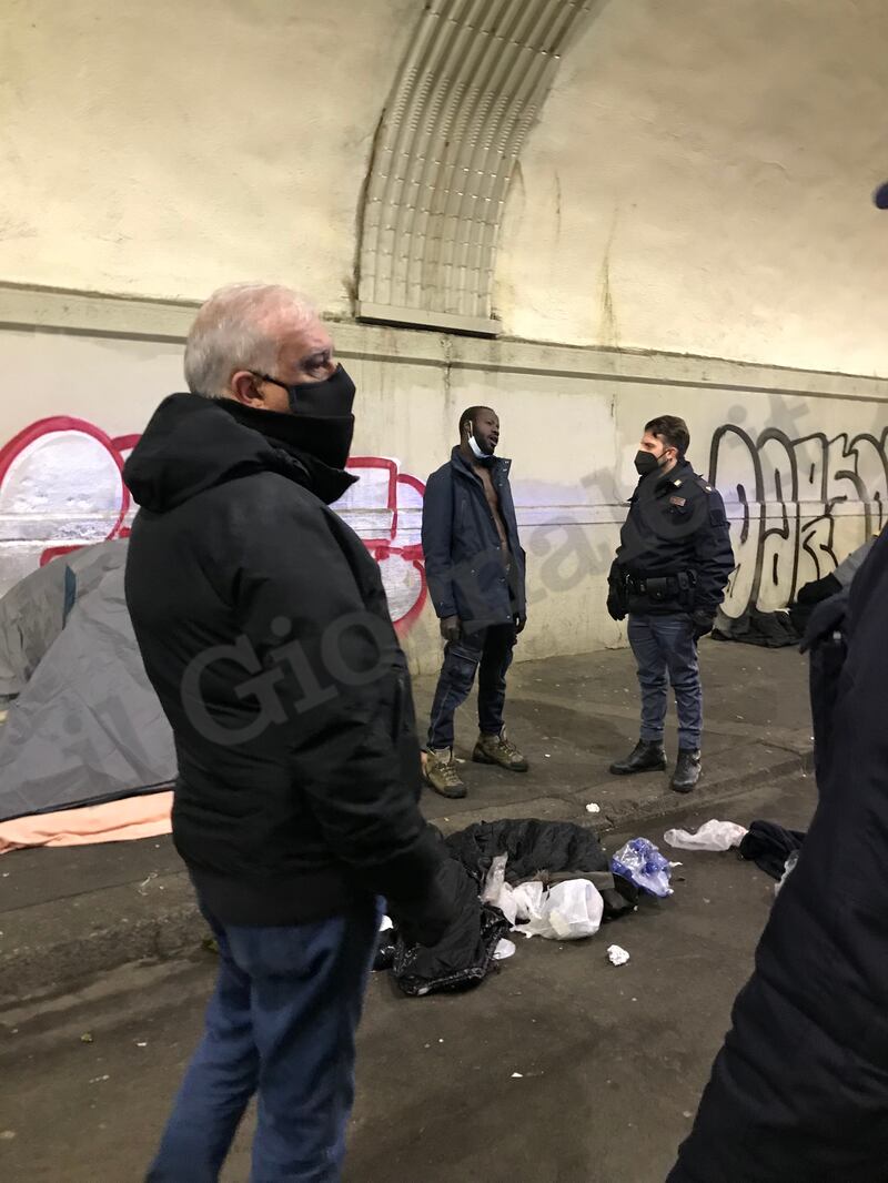 Sgomberato il tunnel in Centrale: degrado fuori controllo 11