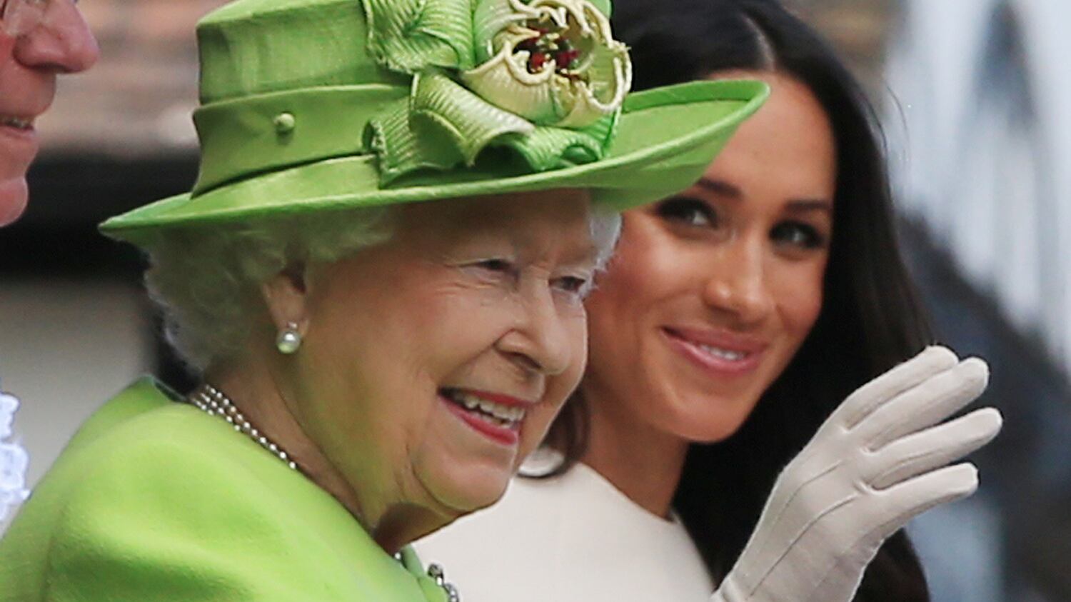 La Regina è "affaticata" e cancella gli impegni: preoccupazione a Londra