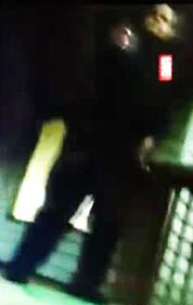 Il killer in telecamera: ecco il fermo immagine 1