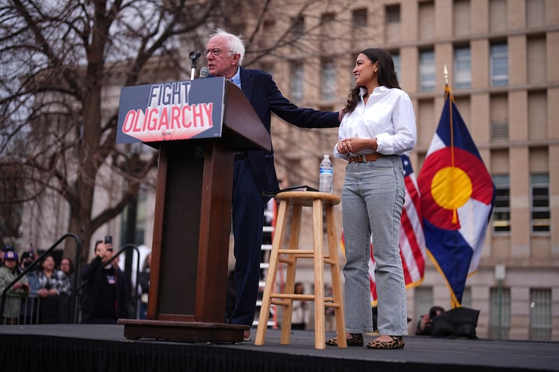 AOC Sanders