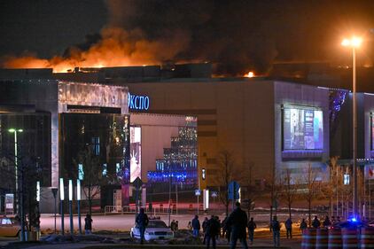 Attentato a Mosca nella sala concerti prima di un evento: centinaia di morti 5