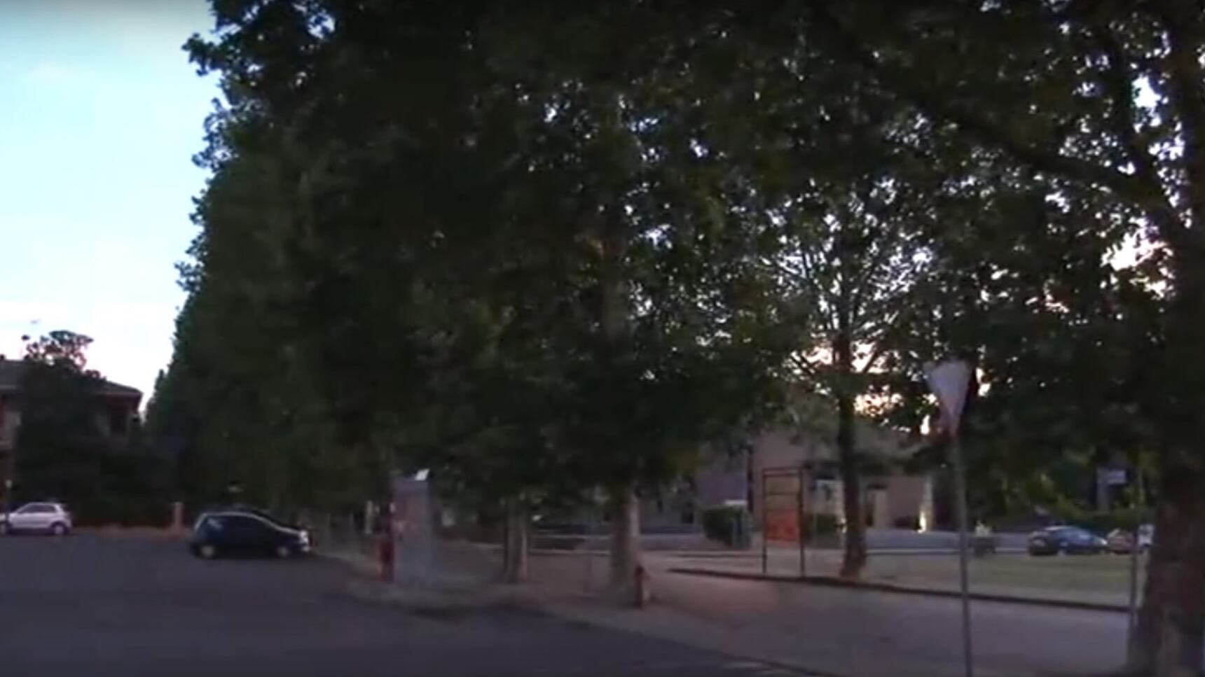 Un folle inseguimento in auto, poi lo straniero ferisce militare
