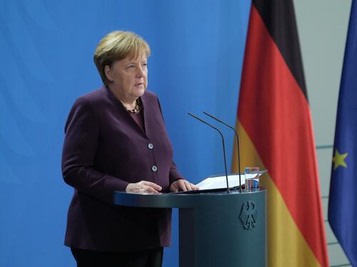 Germania, la Merkel vuole sfruttare la strage per colpire l'Afd