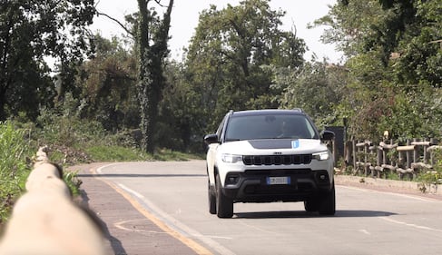 Jeep Compass 4XE, guarda tutte le foto della nostra prova 20