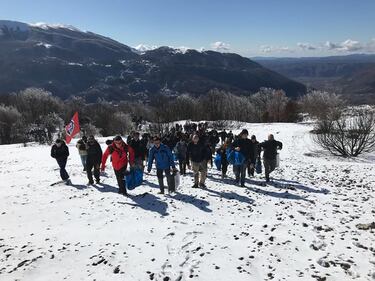 L'intervento di CasaPound sul monte Giano: "Ripristinata la scritta Dvx" 5