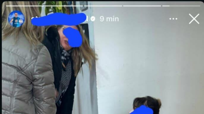 Prende a pugni il prof di sua figlia e si vanta sui social: "Se la tocchi vai al tappeto"