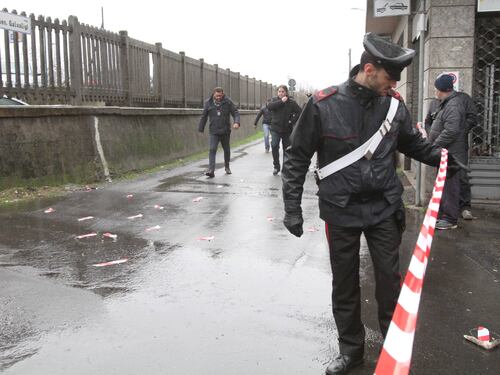 Gallarate, i carabinieri sul luogo della sparatoria